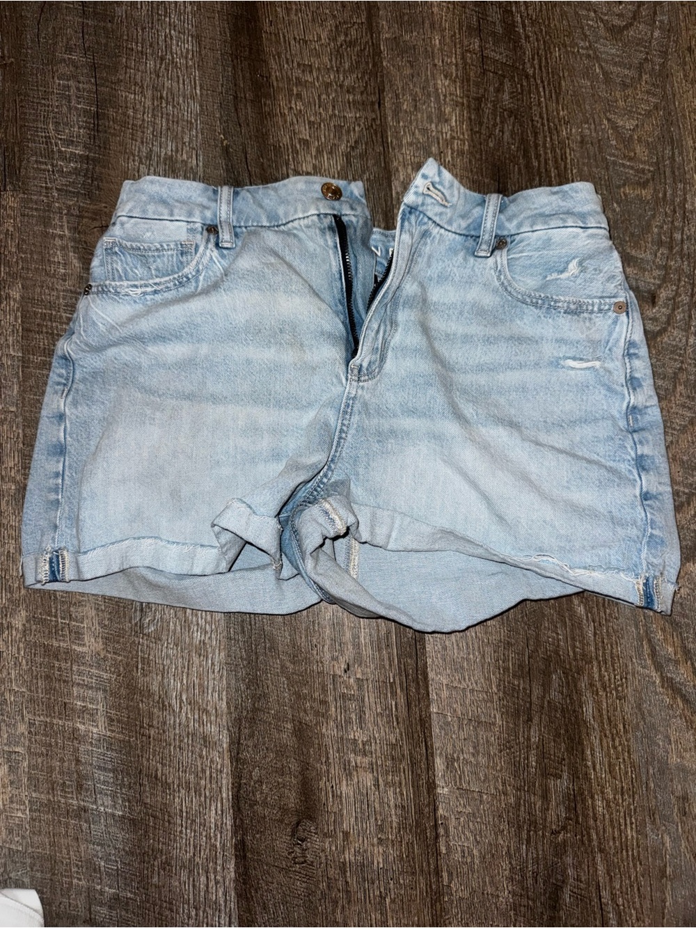American Eagle Outfitters Light Wash Denim Cutoff Shorts
